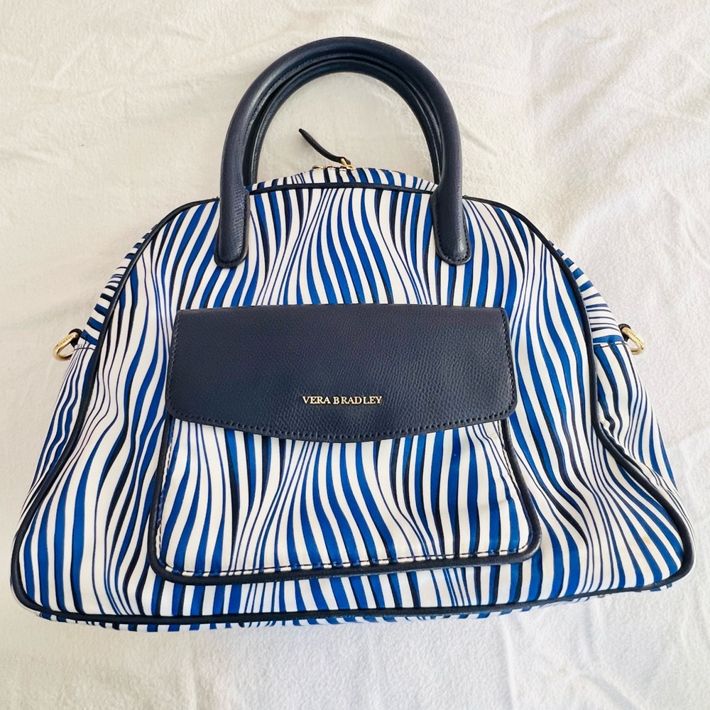 Vera Bradley Bowler Handbag Blue and White Wavy Lines Excellent Condition!
